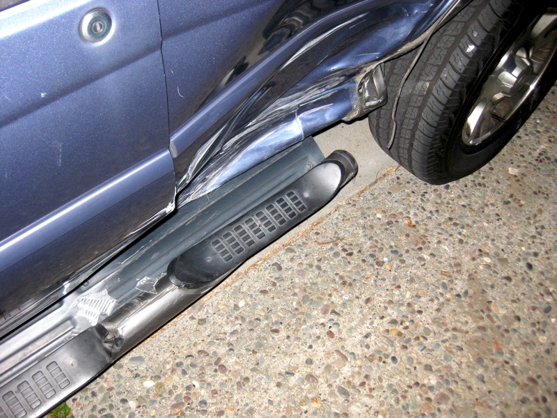 side impact to a nissan pathfinder rear driver side door